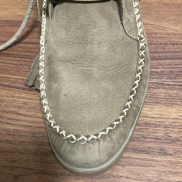 UGG Caleb Lace Up Fringe Leather Woman’s Moccasins. Size 9. - Picture 6 of 10